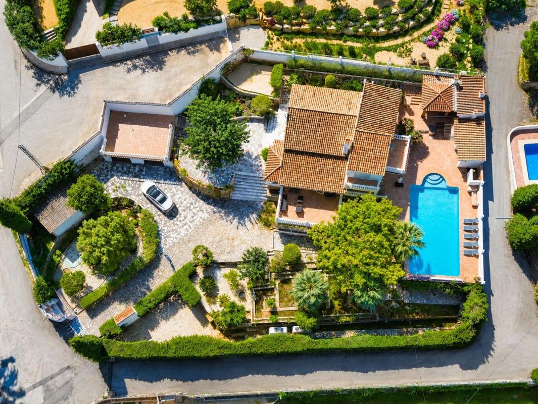 Sprzedaż niezależnego domku jednorodzinnego w Casa o chalet en El Montgó, Denia, Dénia photo 2