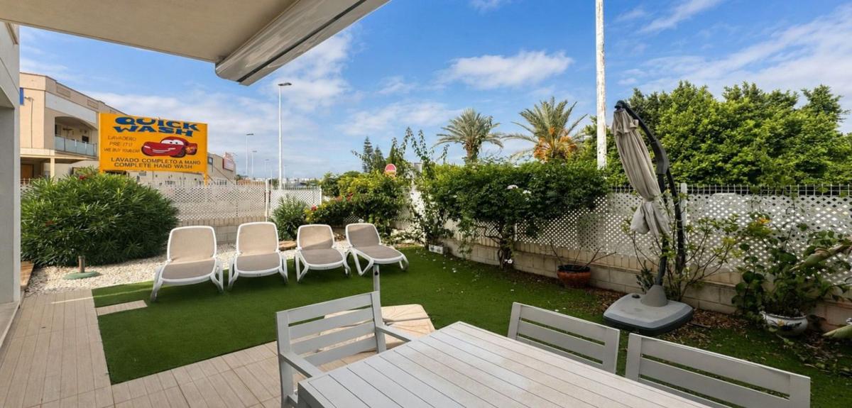 Sprzedaż mieszkania w Piso en Calle Albariño, Los Balcones - Los Altos del Edén, Torrevieja, Torrevieja
 photo 4