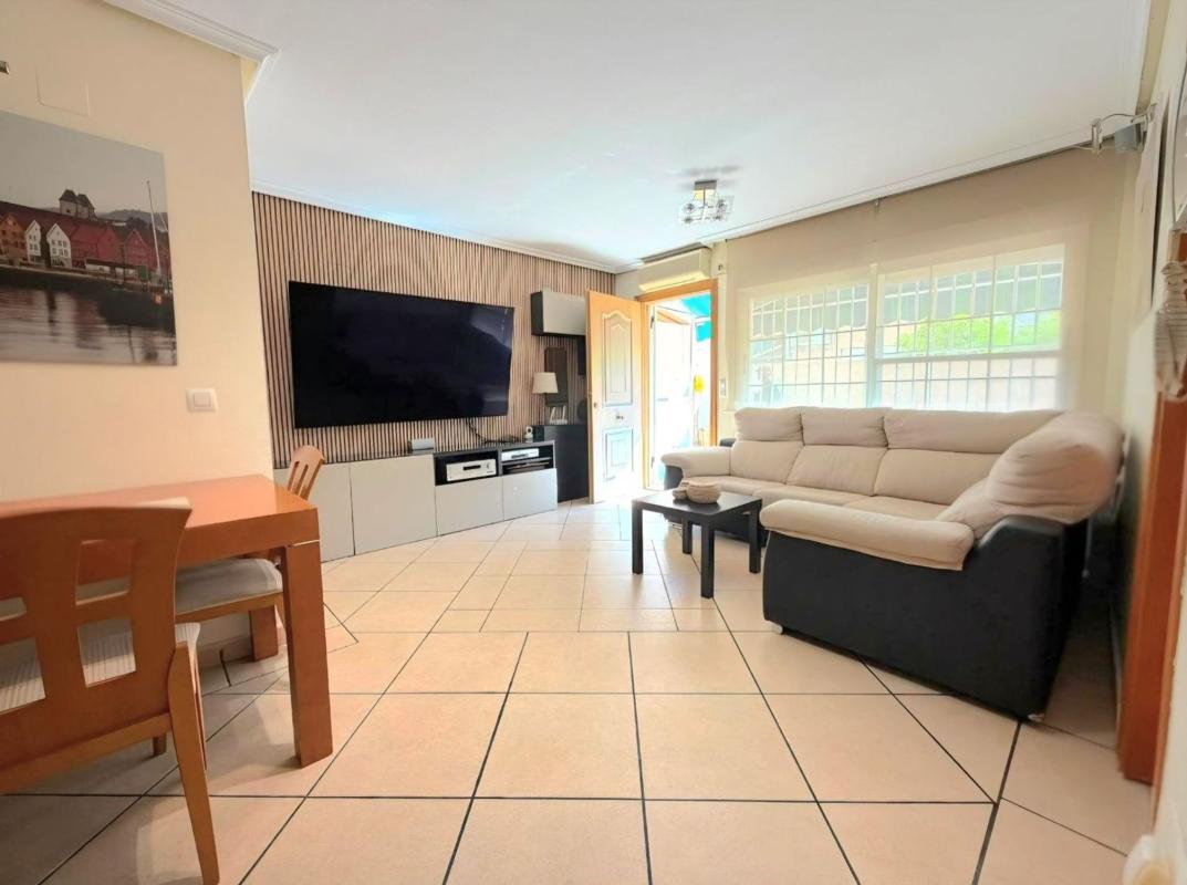 Properties for sale and rent in Spain photo 1
