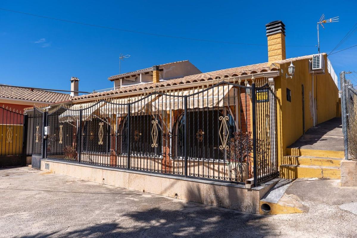 Propiedades en venta y alquiler en España photo 2
