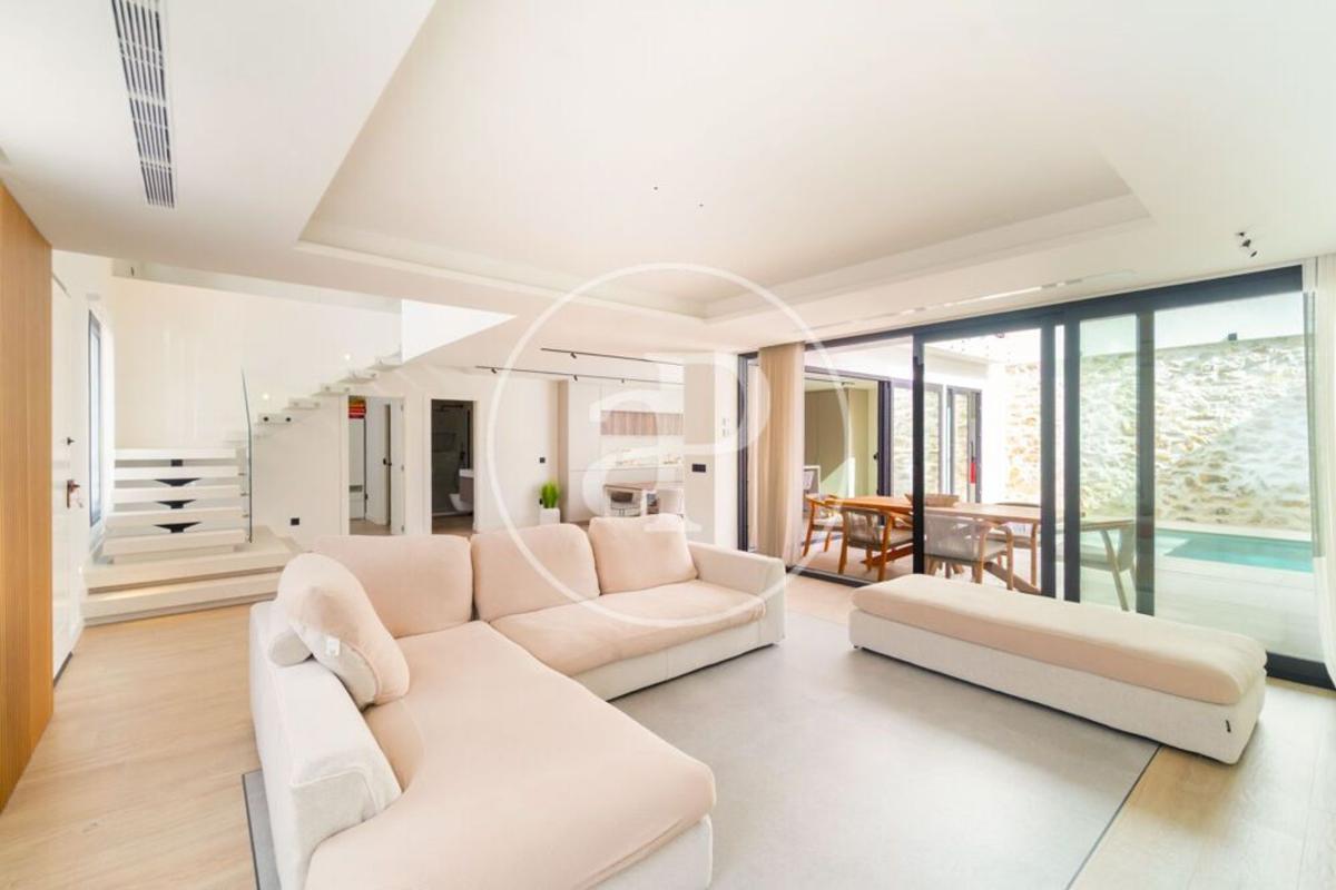 Properties for sale and rent in Spain photo 4