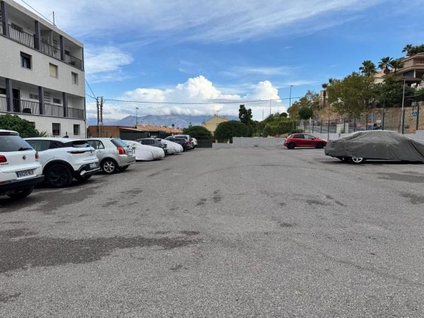 Продажа квартиры на Piso en Avenida de Roma, Zona Sierra Helada, Benidorm, Бенидорм
 photo 4