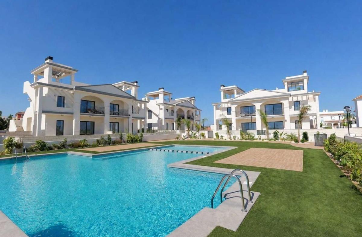 Продажа квартиры на Piso en Urbanización Ciudad Quesada 2, La Marquesa, Rojales, Рохалес
photo 2