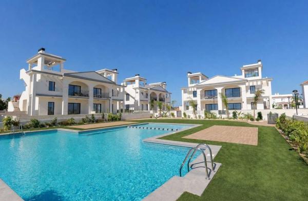 Продажа квартиры на Piso en Urbanización Ciudad Quesada 2, La Marquesa, Rojales, Рохалес
thumbnail 2