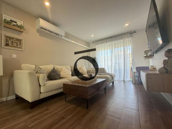 Sale of flat in Avenues Park - Vistahermosa, Alicante
thumbnail 2
