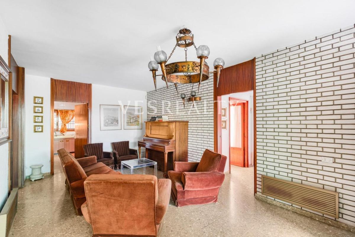 Properties for sale and rent in Spain photo 5