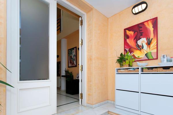 Chalet adosado en Calle de la Victoria, 57, Centro, Santa Pola photo 1