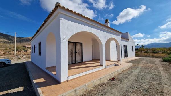 Casa rural en Hondón de los Frailes thumbnail 3