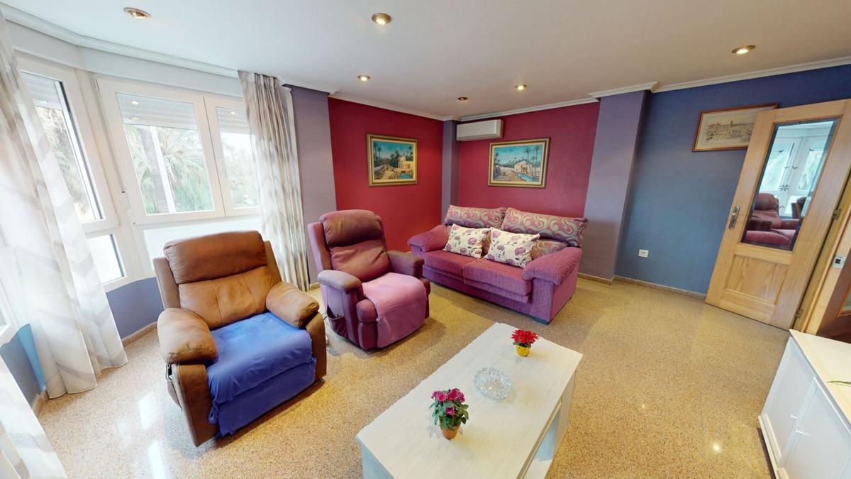 Venta de piso en Piso en Mariano Soler Olmos, Portes Encarnades-Torreta-Portalada, Elche / Elx, Elche / Elx
photo 2