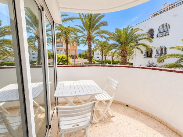 Продажа квартиры на Piso en Calle Grúa, El Palmar-Los Molinos, Denia, Дения
photo 1