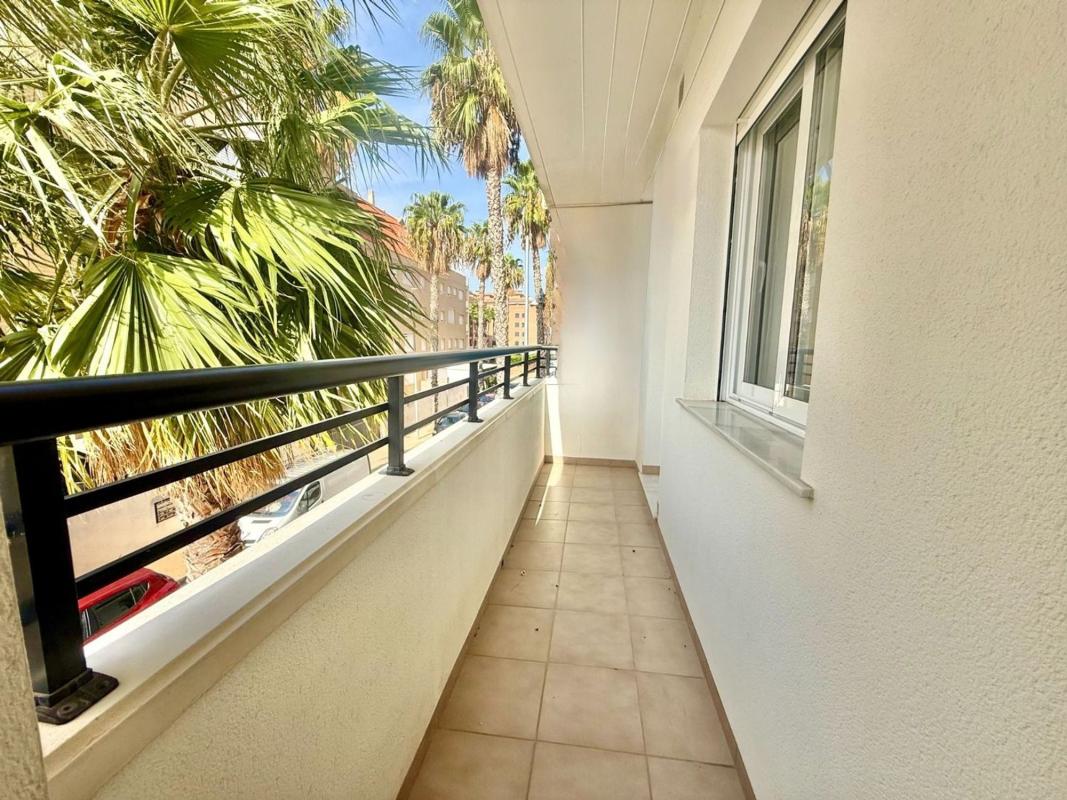 Продажа квартиры на Piso en Centro Urbano, Denia, Дения
photo 2