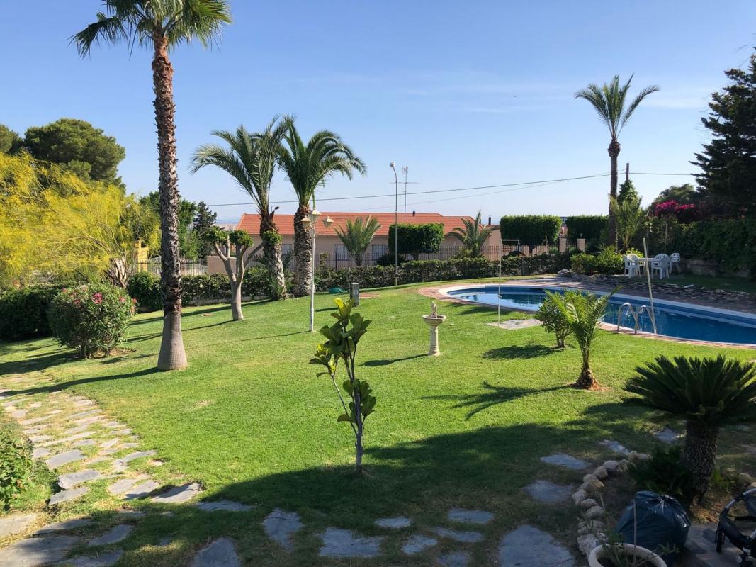 Properties for sale and rent in Spain photo 3