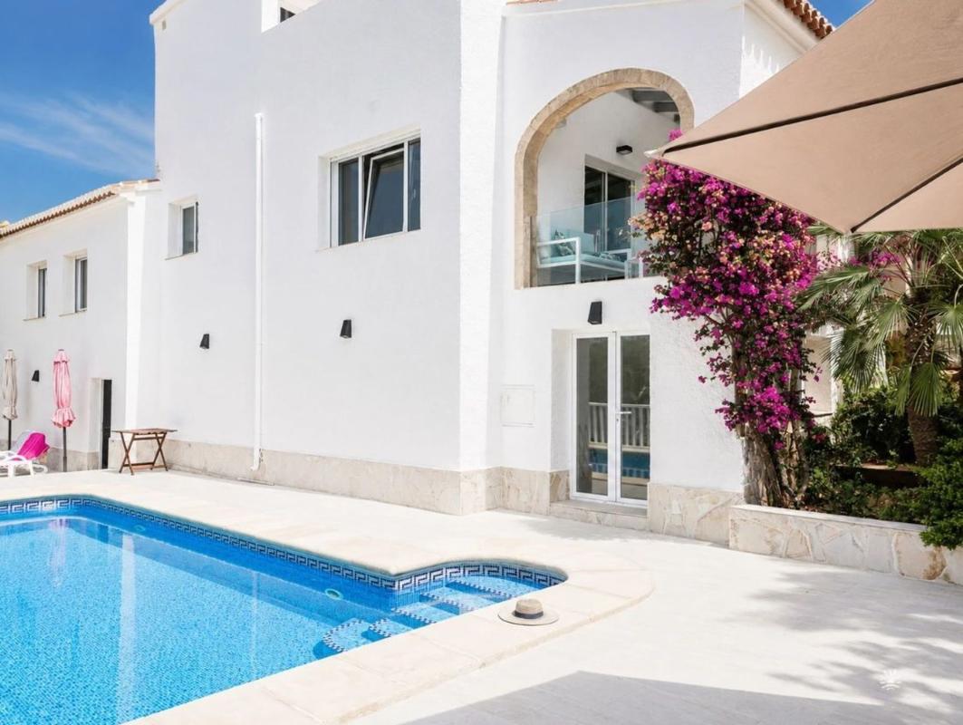 Properties for sale and rent in Spain photo 5