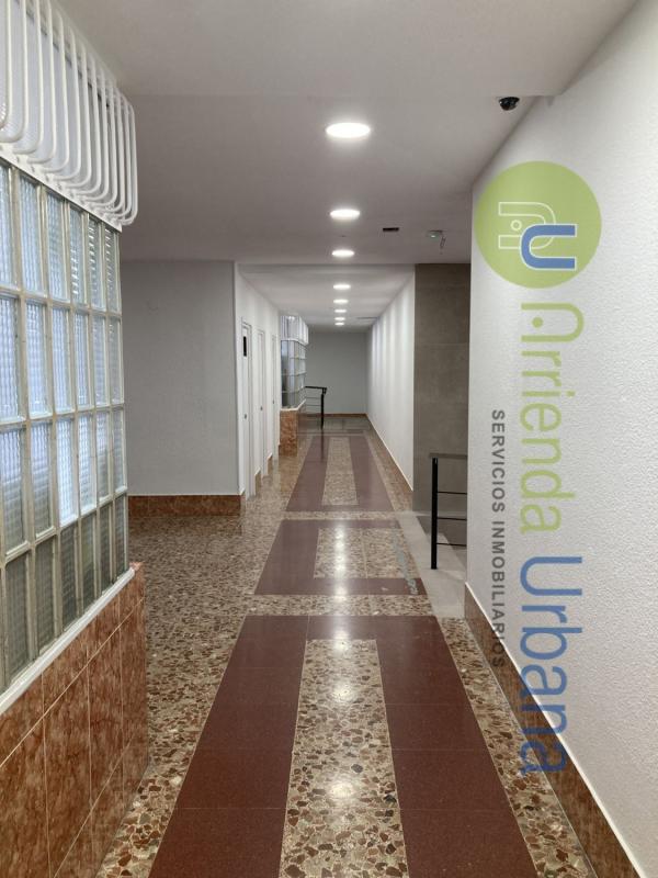 Продажа квартиры на Piso en Calle Vicente Fuentes Sansano, 7, Carrús Oeste, Elche / Elx, Эльче / Эльх
photo 2