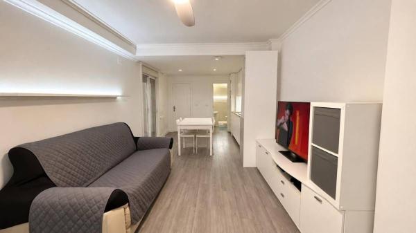 Sale of flat in Piso en La Marina, Elche / Elx, Elche / Elx
photo 1