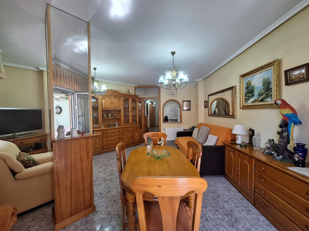 Sale of apartment in Piso en Calle del Palangre, Playa de los Locos, Torrevieja, Torrevieja
photo 5
