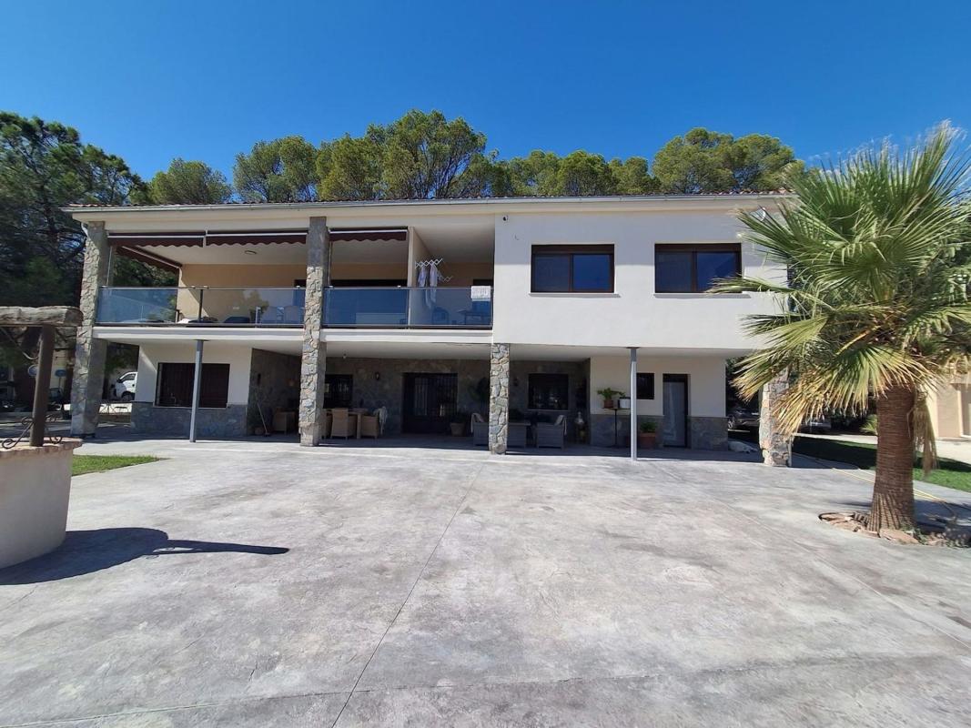 Sale of independent chalet in Casa o chalet en Sax, Sax
photo 3