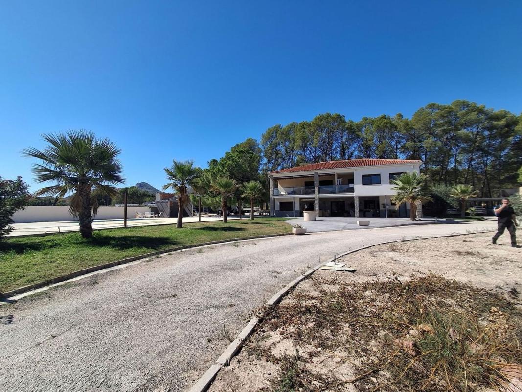 Sale of independent chalet in Casa o chalet en Sax, Sax
photo 5