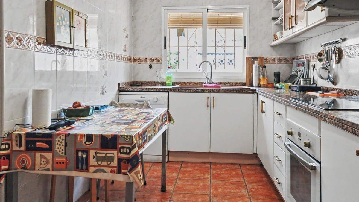 Недвижимость на продажу и в аренду в Испании photo 3