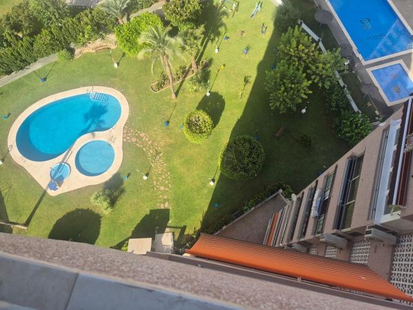 Sale of flat in Piso en Avenida Juan Fuster Zaragoza, 15, Zona Rincón Bajo, Benidorm, Benidorm
thumbnail 3