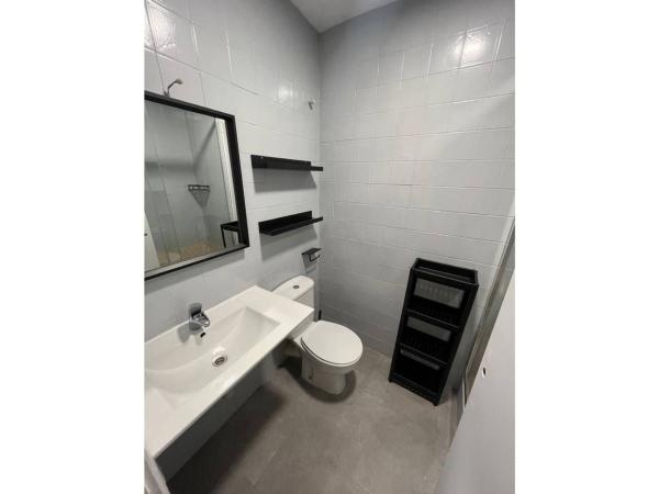 Продажа квартиры на Piso en Calle Músic Josep Carbonell, Centro - Zona Alta, Alcoy / Alcoi, Алкой
photo 1