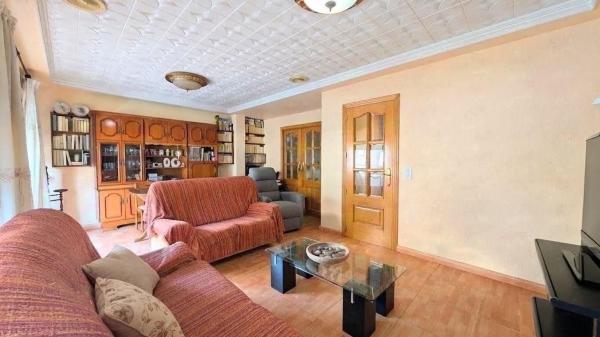 Sprzedaż mieszkania w Piso en Reina Victoria-Miguel Hernández, Elche / Elx, Elche / Elx
 photo 2
