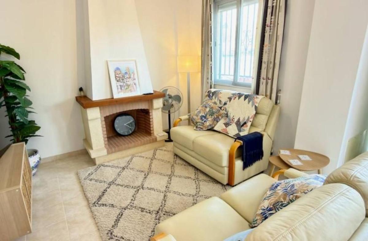 Properties for sale and rent in Spain photo 3