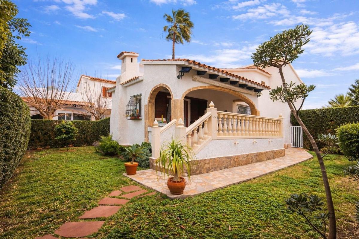 Venta de chalet independiente en Les Marines/Las Marinas, Denia
 photo 3