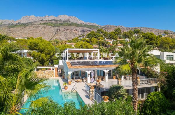 Independent chalet for sale in Casa o chalet en Calle el Xoriguer, Altea la Vella, Altea, Altea
photo 1