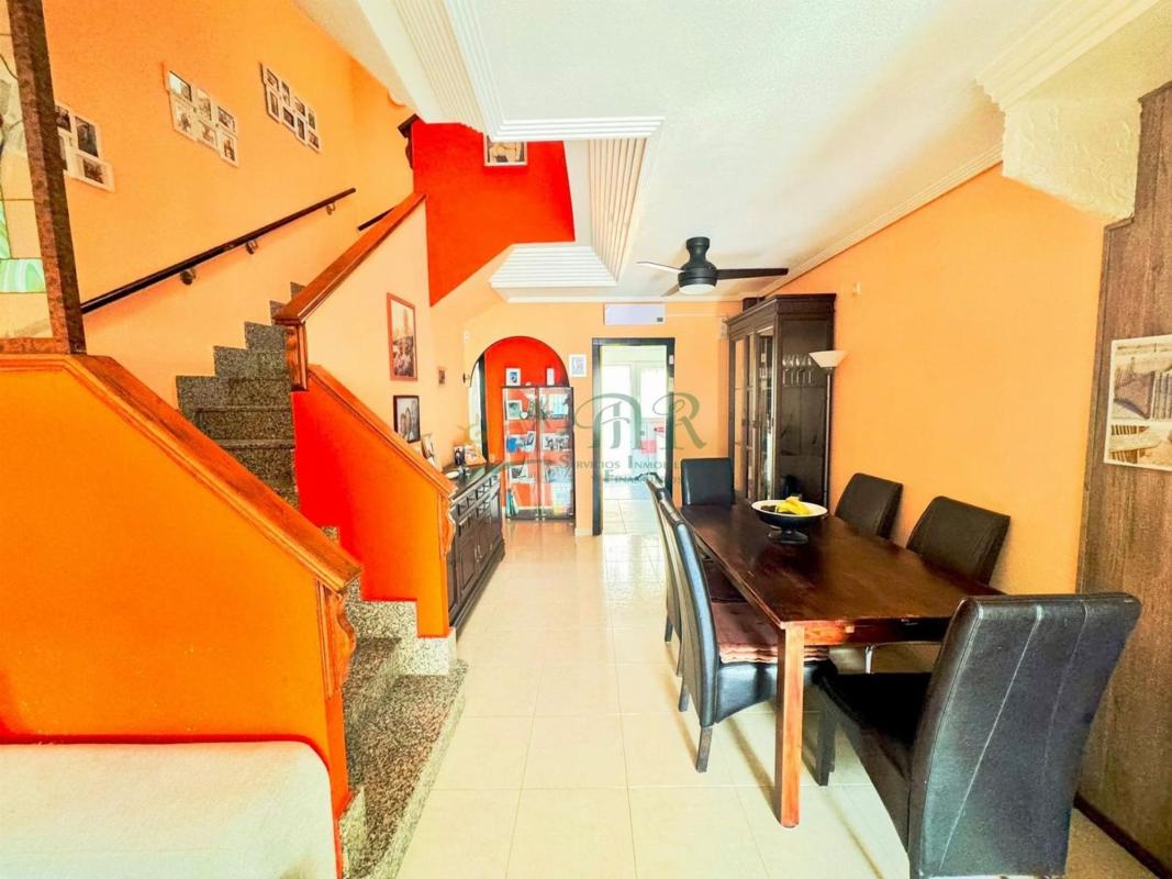 Properties for sale and rent in Spain photo 4