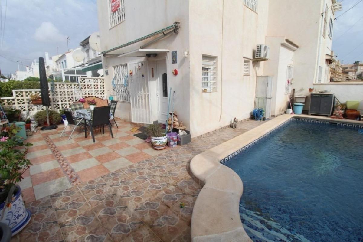 Продажа дуплекса на Dúplex en Calle Doctor Waksman, Zona los Frutales, Torrevieja, Торревьеха photo 2