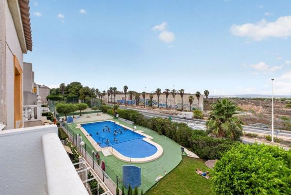 Penthouse for sale at Ático en Torreblanca, Torrevieja, Torrevieja thumbnail 2