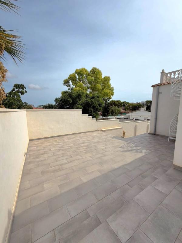 Properties for sale and rent in Spain photo 5