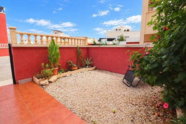 Продажа квартиры на Piso en Los Balcones - Los Altos del Edén, Torrevieja, Торревьеха
thumbnail 3