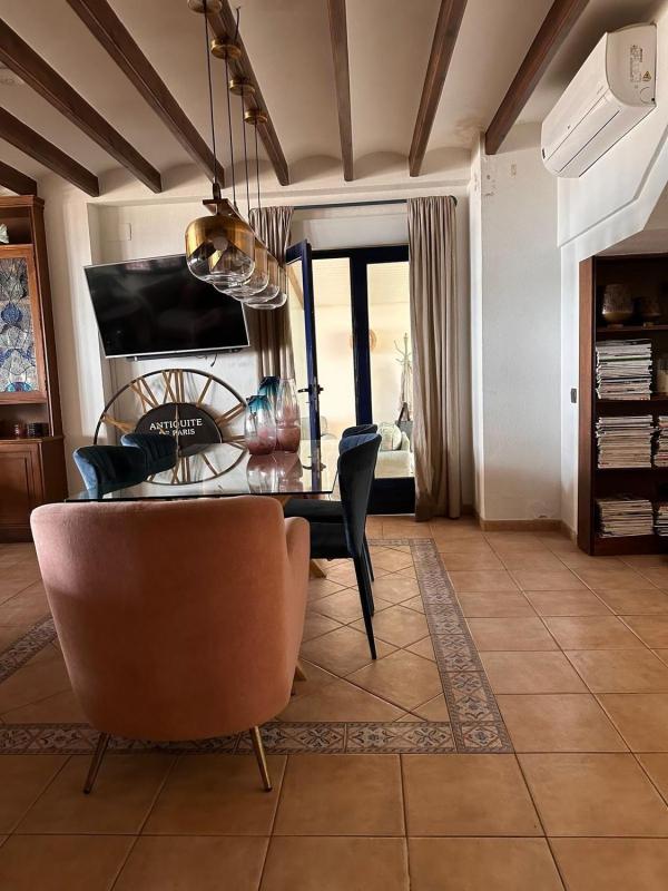 Properties for sale and rent in Spain photo 5