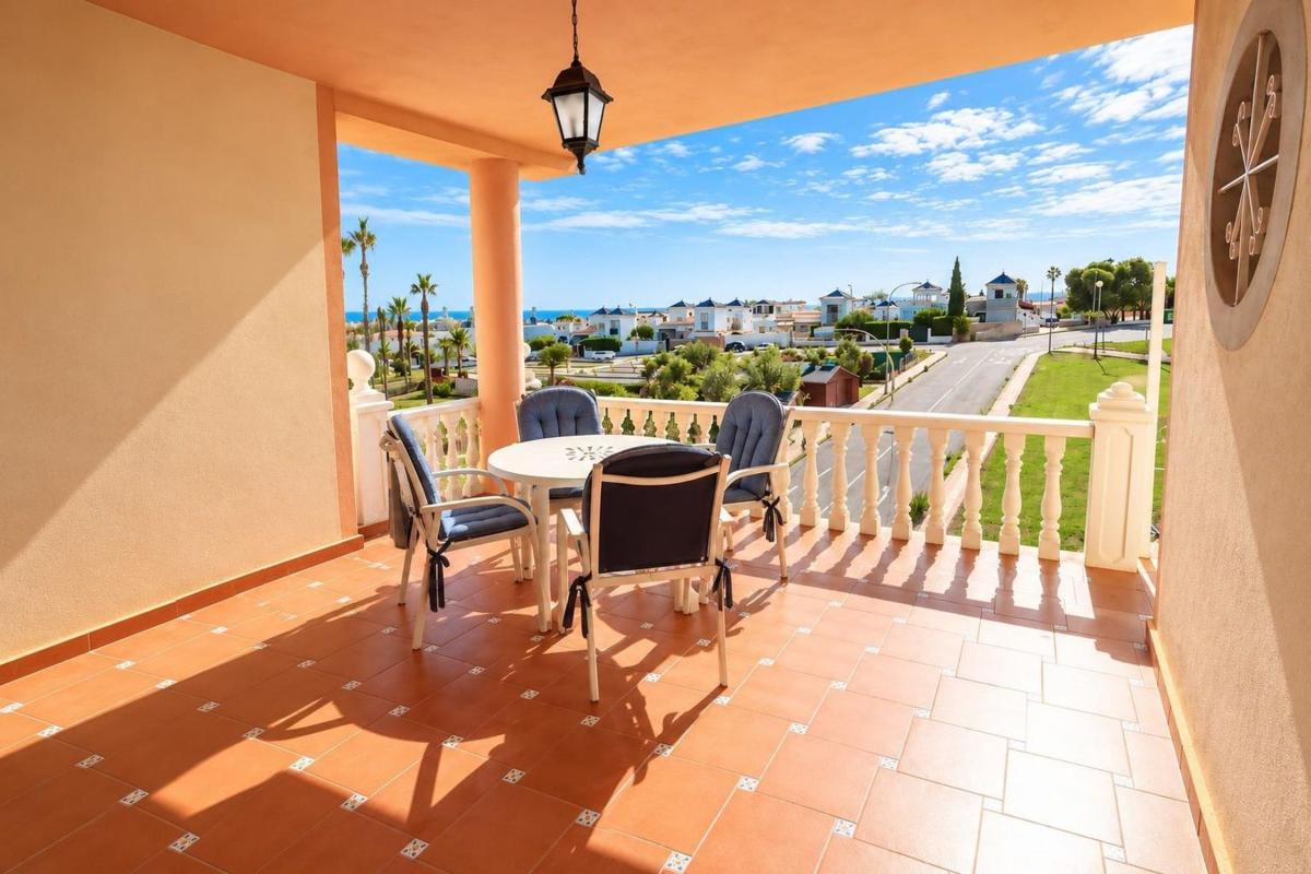 Продажа квартиры на Piso en Los Balcones - Los Altos del Edén, Torrevieja, Торревьеха
photo 4