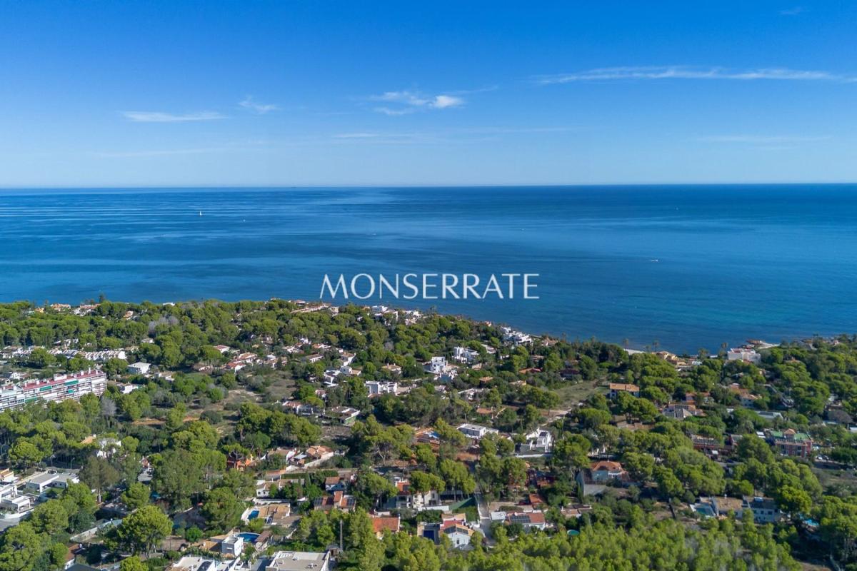Properties for sale and rent in Spain photo 5