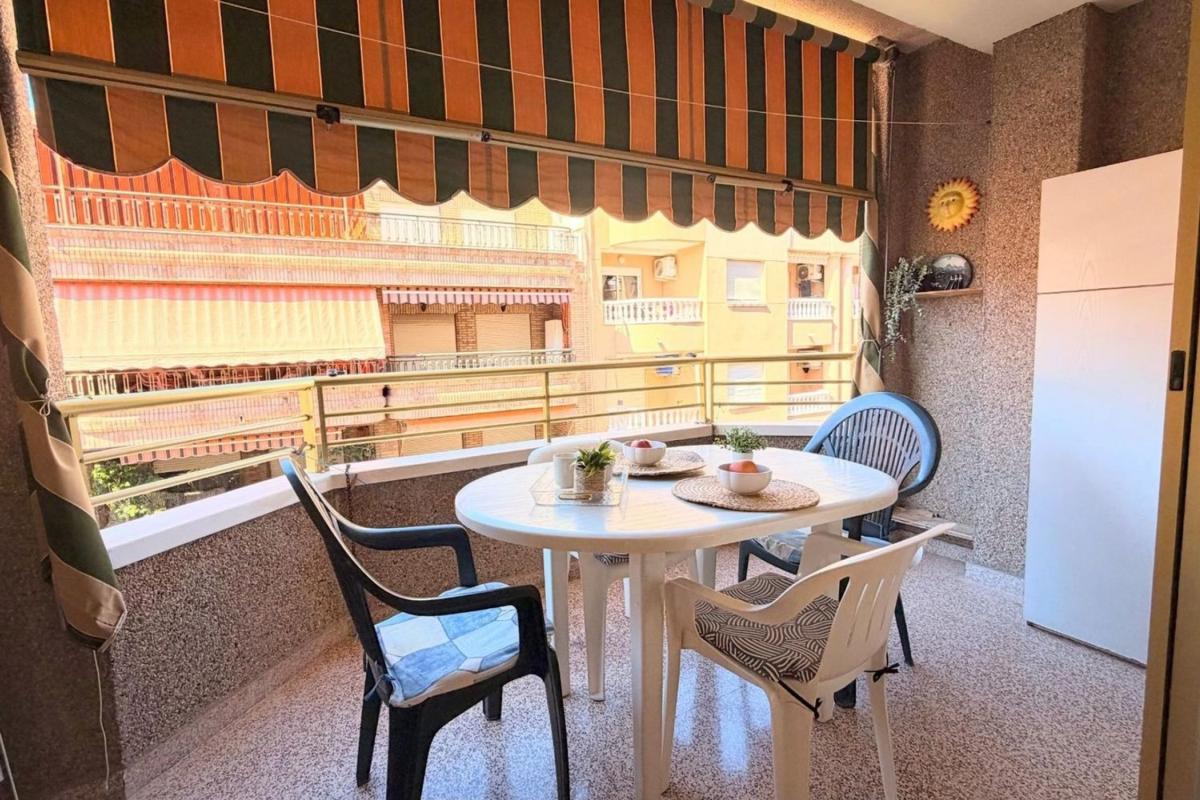 Продажа студии в Estudio en Playa del Cura, Torrevieja, Торревьеха photo 1