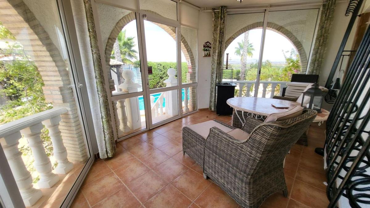 Propiedades en venta y alquiler en España photo 1