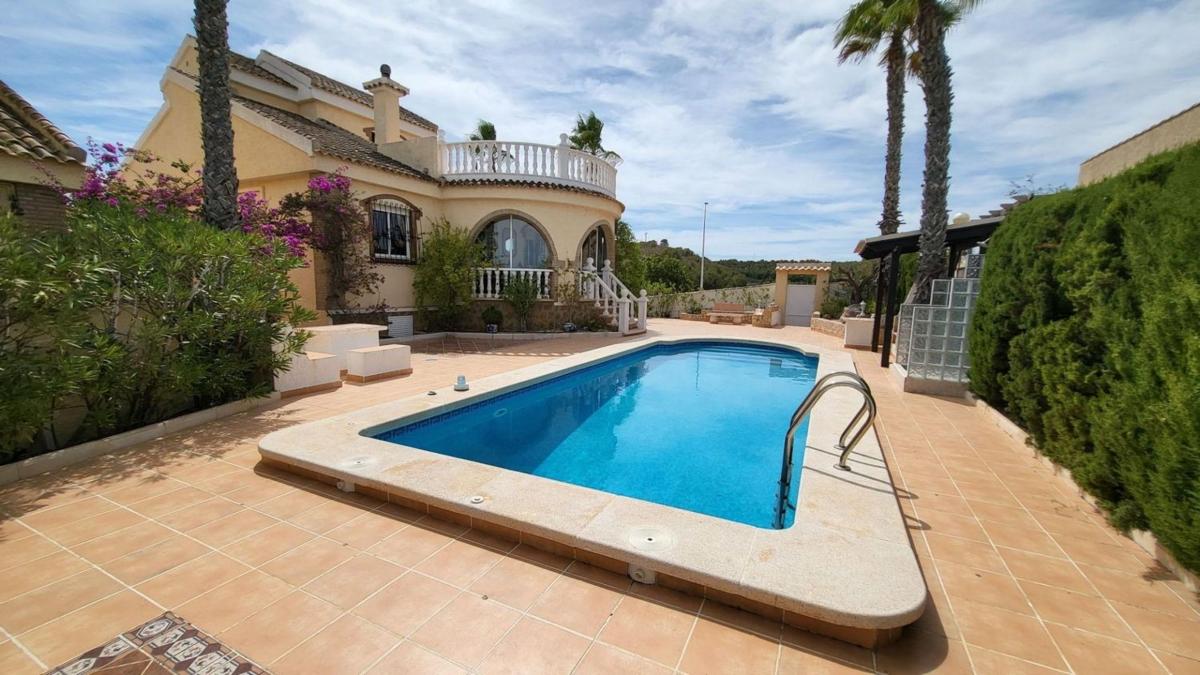 Propiedades en venta y alquiler en España photo 2