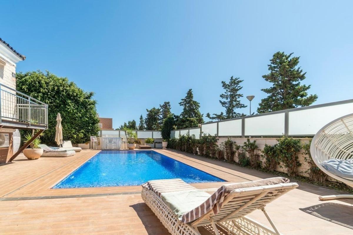Properties for sale and rent in Spain photo 3