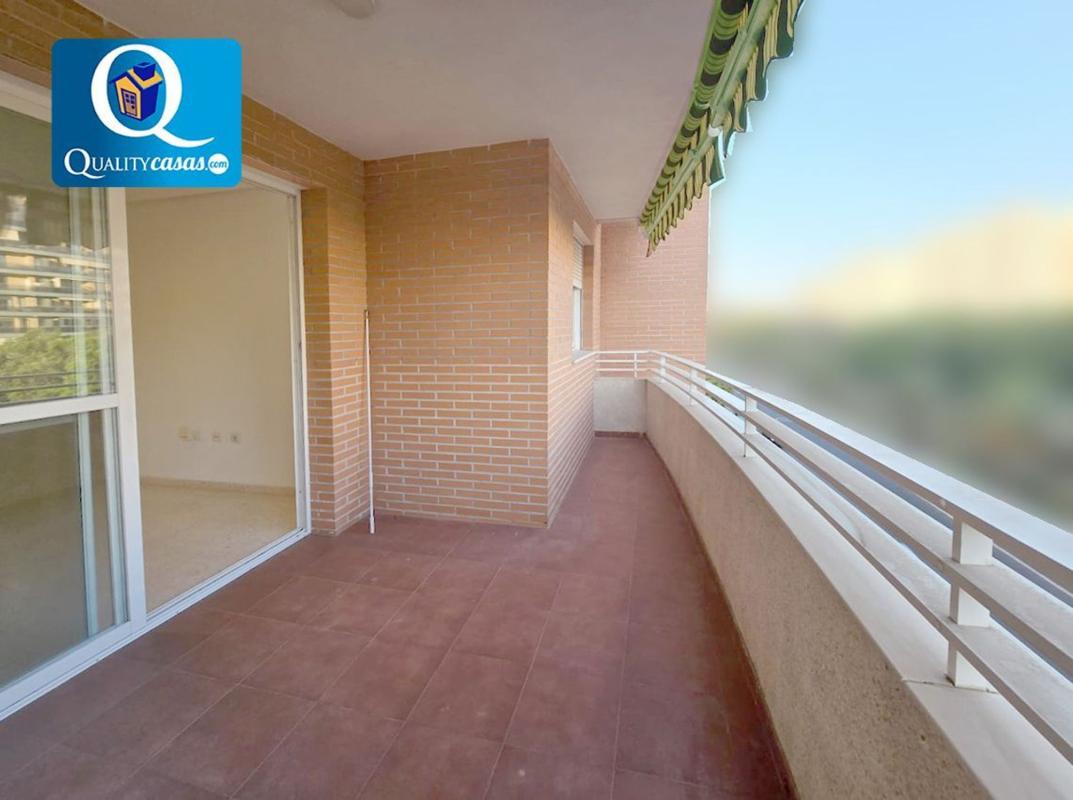 Venta de piso en Piso en Alicante Golf, Alicante / Alacant, Alicante / Alacant
 photo 2