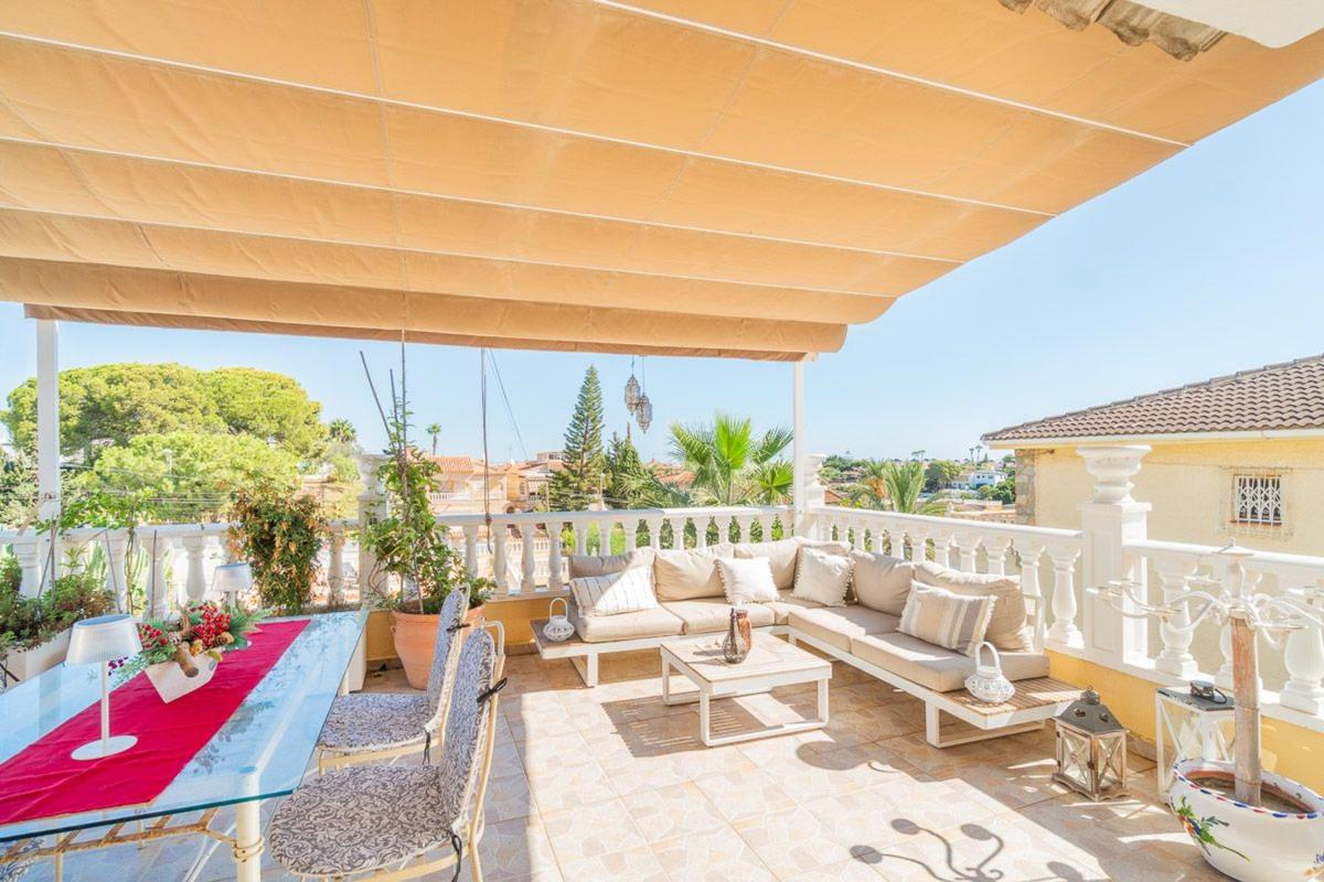 Properties for sale and rent in Spain photo 2