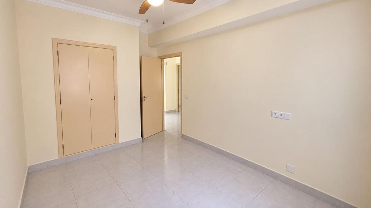 Venta de piso en Piso en Calle Senador Roque Calpena, 36, Colonia Requena - Virgen del Carmen, Alicante / Alacant, Alicante / Alacant
 photo 5