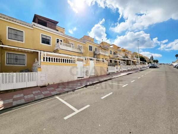 Casa o chalet independiente en Avenida de Polonia, Monte y Mar, Gran Alacant thumbnail 2