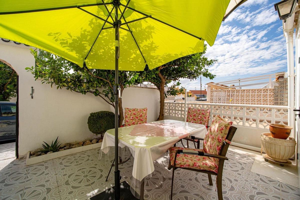 Properties for sale and rent in Spain photo 1