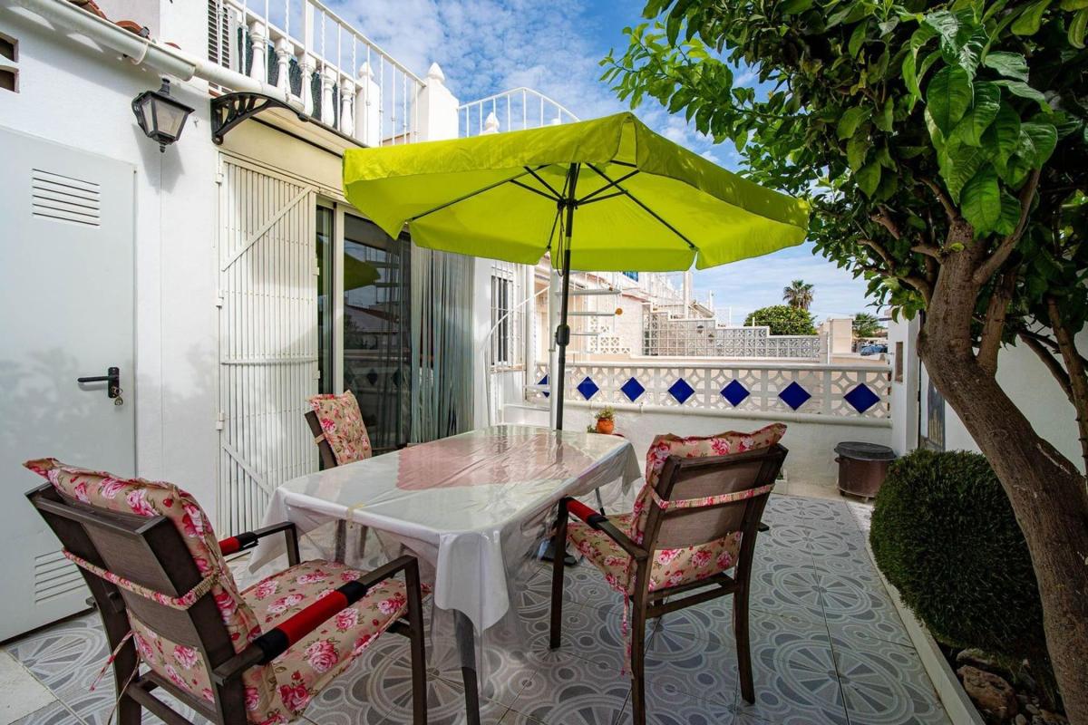 Properties for sale and rent in Spain photo 2