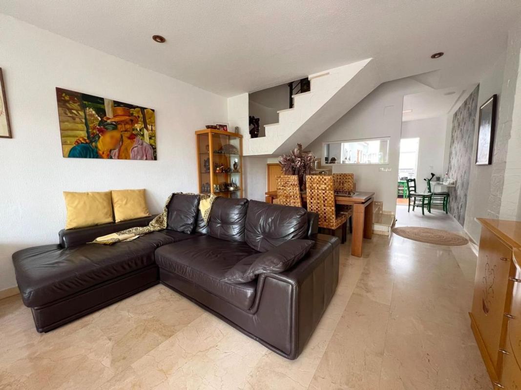Properties for sale and rent in Spain photo 2