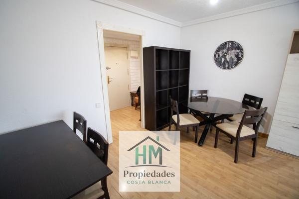 Sale of flat in Piso en Pintor Pedro Camacho, Ciudad Elegida, Alicante / Alacant, Alicante
 photo 2