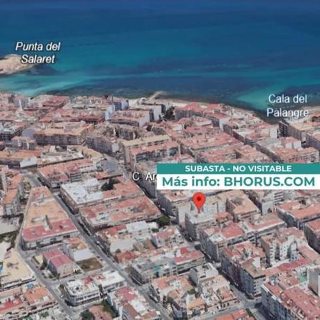Продажа квартиры на Piso en Calle Arquitecto Larramendi, Avenida Habaneras - Curva de Palangre, Torrevieja, Торревьеха
 photo 2